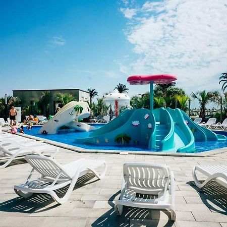 Dragomir Apartments Alezzi 1 Năvodari Екстериор снимка